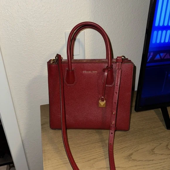 Michael Kors crossbody tote - Picture 2 of 8